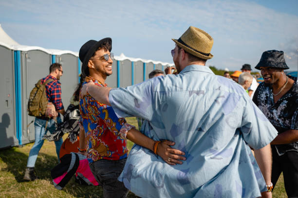 Best Portable bathroom rental  in Knoxvle, IL